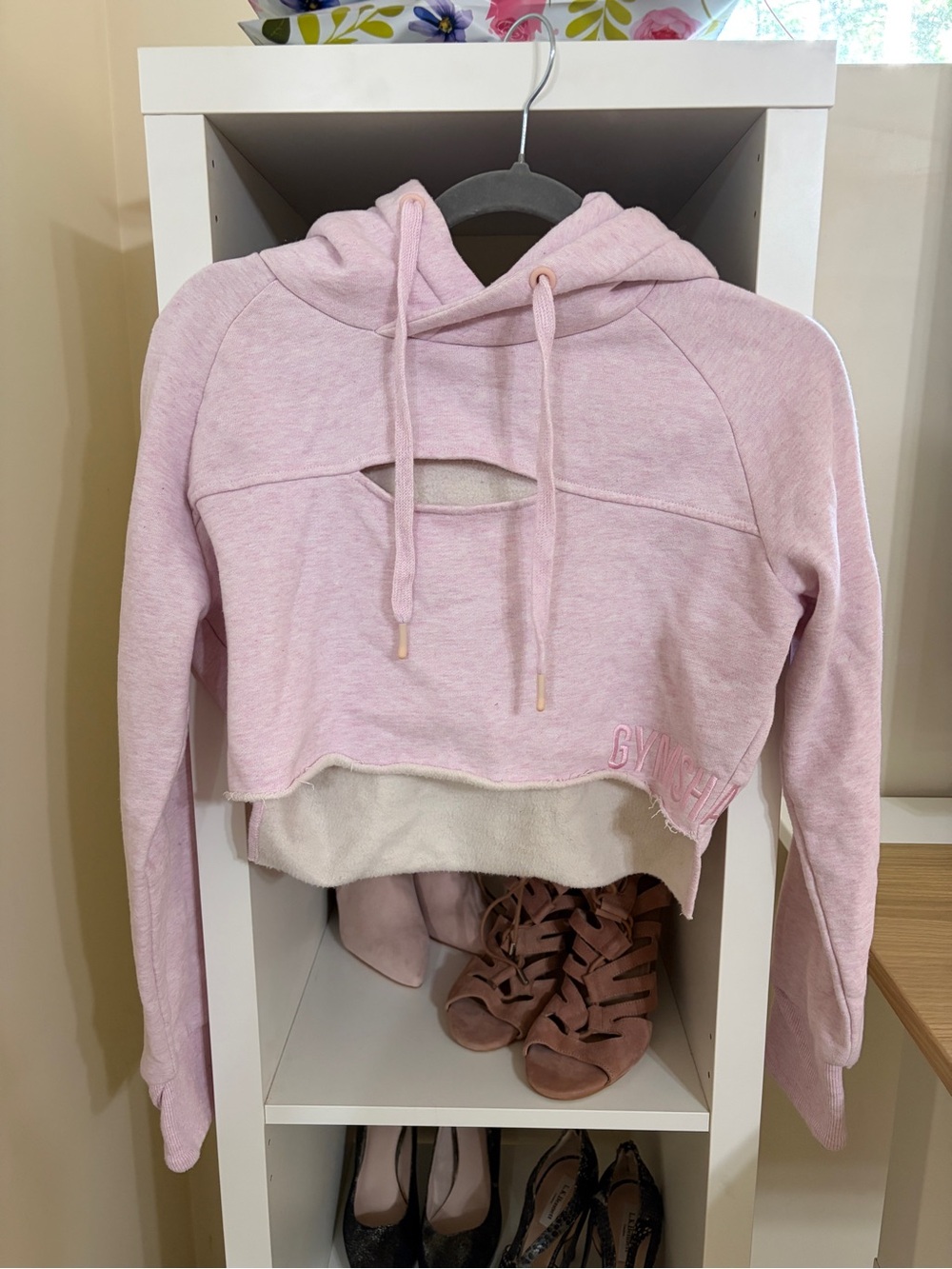 Gymshark Light Pink Cropped Crewneck Hoodie with Keyhole